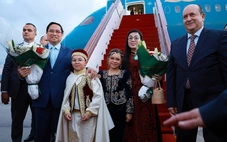 Thủ tướng Phạm Minh Chính và Phu nhân bắt đầu thăm chính thức Algeria