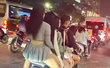 Phạt tài xế xe ôm 'kẹp' 4 cô gái trên đường Trần Duy Hưng
