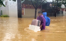 Nhiều trường đại học ở Huế hỗ trợ tiền cho sinh viên sau trận mưa lũ lịch sử