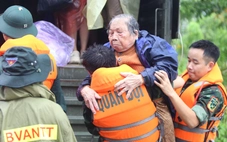 Bộ Chính trị, Ban Bí thư lập 5 đoàn công tác chỉ đạo khắc phục hậu quả mưa lũ miền Trung