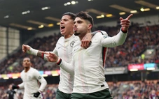 Chelsea lên nhì bảng Ngoại hạng Anh sau trận thắng Bunrley