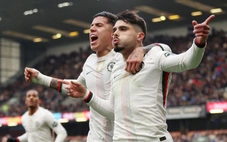 Chelsea lên nhì bảng Ngoại hạng Anh sau trận thắng Bunrley