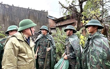 Phó thủ tướng Nguyễn Hòa Bình: Dốc toàn lực khắc phục hậu quả lũ, minh bạch thông tin thiệt hại