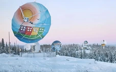 Cuộc đua không gian với Trung Quốc làm bùng nổ xây dựng ăng ten vệ tinh ở Bắc Cực