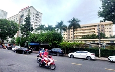 Khám bệnh, phát thuốc miễn phí cho dân vùng lũ tại Diên An, Diên Điền ngày 25-11