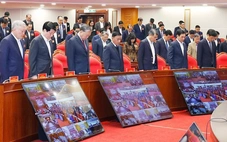 Tổng Bí thư Tô Lâm, các lãnh đạo mặc niệm đồng bào tử vong do thiên tai, ủng hộ người dân vùng lũ