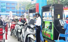 Bắt buộc dùng xăng E10 từ tháng 6-2026, Phó Thủ tướng yêu cầu giám sát chất lượng