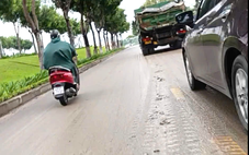 Xe ben chục tấn bất chấp biển cấm, nhiều tuyến phố Đà Nẵng lem nhem bùn đất