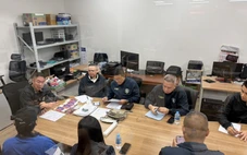 Băng nhóm Trung Quốc dụ dỗ thanh niên Thái Lan cuỗm hơn 5 tỉ đồng từ két sắt của mẹ