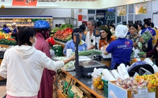 Saigon Co.op tung gói trợ giá, bán hàng không lợi nhuận cùng bà con tái thiết cuộc sống sau lũ