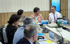 AI dẫn luật hay nhưng dễ… đổi chiều khi bị hỏi xoáy