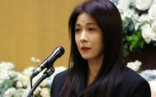 Jung Bo Seok, Ha Ji Won, Jung Il Woo... khóc đỏ mắt trong lễ tang 'ông nội quốc dân' Lee Soon Jae