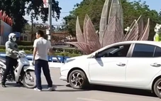 Đi ô tô ngược chiều vòng xoay, còn dừng lại cãi vã, tài xế bị phạt 19 triệu đồng