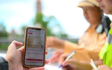 Đề xuất cảnh sát giao thông chỉ kiểm tra bằng lái xe điện tử