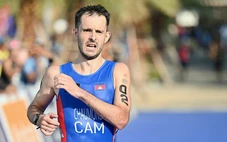 Tuyển triathlon của Campuchia nhập tịch 100%, khiến SEA Games choáng váng