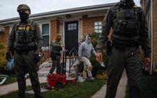 Mỹ dừng xét duyệt hồ sơ xin tị nạn trong nước