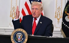 Ông Trump cảnh báo 'đóng cửa hoàn toàn' không phận Venezuela