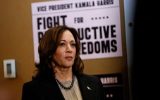 Bà Kamala Harris kêu gọi hạ độ tuổi bầu cử xuống 16