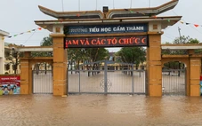 Hà Tĩnh vẫn còn hơn 18.000 học sinh nghỉ học, hồ Kẻ Gỗ đang xả tràn lưu lượng 300m³/s