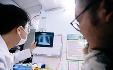 Đào tạo bác sĩ nội trú: Làm gì giữ 'tinh hoa' ngành y?