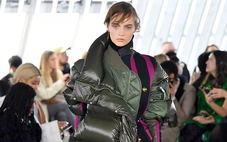 Áo khoác phao vẫn luôn là biểu tượng của thời trang