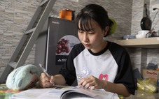 18 tuổi phải lo 'kịch bản' sẽ sống một mình, HS giỏi tỉnh, đậu đại học vì thương mẹ bệnh nặng