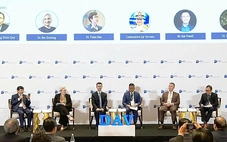 Ngăn 'vùng xám' ở Biển Đông chuyển đỏ