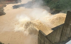 Chạy đua với bão Kalmaegi, thủy điện ở Đà Nẵng đồng loạt xả điều tiết