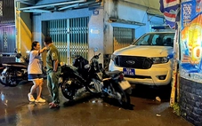 Mới sáng bày ra nhậu hát karaoke, ở cùng nhà phải nói chuyện với nhau qua tin nhắn vì quá ồn