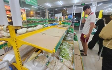 TP.HCM: Rau, trứng nhiều nơi hết sớm, siêu thị khẳng định đủ hàng, khuyến mãi nhiều