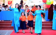 Dạy tiếng Anh bắt buộc từ lớp 1: Đào tạo, bồi dưỡng giáo viên là then chốt