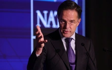 NATO lần đầu tuyên bố vượt Nga về sản xuất đạn dược