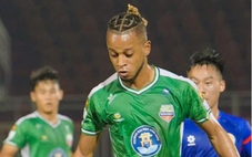 Cựu tuyển thủ Jamaica ghi bàn ở Việt Nam sau gần 3 năm