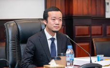 Ông trùm Prince Group từng bị thân tín phản bội, cuỗm hàng triệu USD