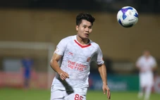 Tắc đường khiến trận đấu của Thể Công - Viettel lùi 1 tiếng