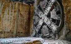 Máy đào hầm 'Thần Tốc' dự án metro số 3 đã về đích tại ga Hà Nội