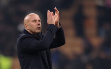 HLV Arne Slot nói gì sau khi loại Salah và giúp Liverpool giành chiến thắng?