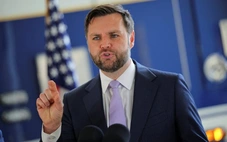 Phó tổng thống Mỹ Vance có nói 'hoàn toàn hợp lý khi không muốn có hàng xóm nói bằng ngôn ngữ khác'?