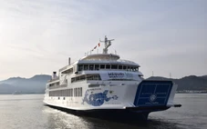 Nhật Bản hạ thủy tàu chở khách tự động đầu tiên trên thế giới