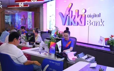 Khách hàng vỡ òa khi trúng vàng từ ‘Tiết Kiệm Vikki - Trúng Vàng ký’