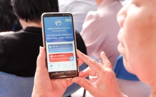 Không cần xếp hàng, người dân phường Phú Thọ, TP.HCM đặt lịch làm thủ tục trên Zalo