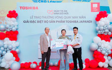 Toshiba trao giải đặc biệt đầu tiên, trị giá 185 triệu đồng cho khách hàng