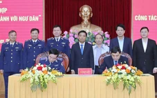 Cảnh sát biển đồng hành cùng ngư dân xứ Thanh ra khơi, bám biển