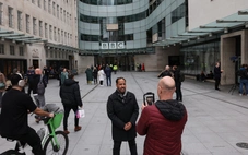 Đài BBC tuyên bố 'đấu' lại đơn kiện của ông Trump