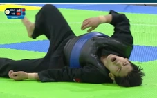 SEA Games 33: Bị đánh vào cổ phải cấp cứu, VĐV Việt Nam vẫn bị xử thua