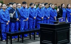 Nhận hối lộ 970 triệu trong 5 vụ 'chạy án', cựu phó chánh án bị đề nghị 7-8 năm tù