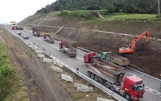 Khẩn trương khắc phục đứt gãy ở cao tốc Chí Thạnh - Vân Phong để kịp thông xe ngày 19-12