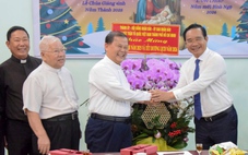 Lãnh đạo TP.HCM thăm, chúc mừng Giáng sinh các tổ chức, cá nhân tiêu biểu