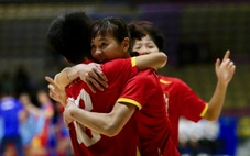 Futsal nữ Việt Nam - Indonesia (hiệp 1) 4-0: K 'Thủa nâng tỉ số
