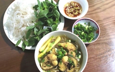 Lạ lùng phở sắn Quế Sơn